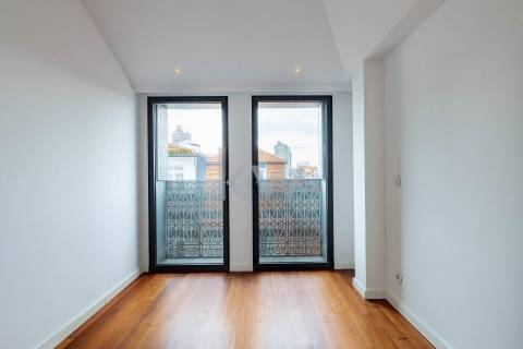 T2 Exclusivo na Rua do Almada, Porto - Novo