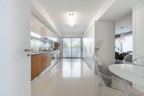 Moradia de Luxo T4 com 746m2 de Área no Parque Natural das Sete Fontes em S. Victor, Braga