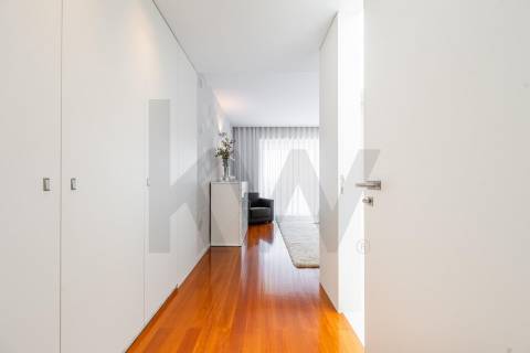 Moradia de Luxo T4 com 746m2 de Área no Parque Natural das Sete Fontes em S. Victor, Braga