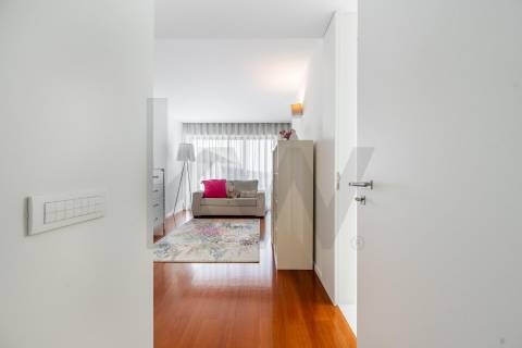 Moradia de Luxo T4 com 746m2 de Área no Parque Natural das Sete Fontes em S. Victor, Braga