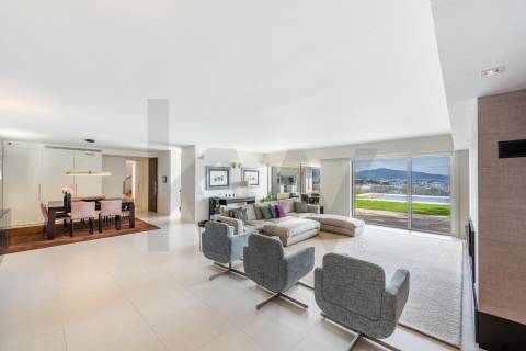 Moradia de Luxo T4 com 746m2 de Área no Parque Natural das Sete Fontes em S. Victor, Braga