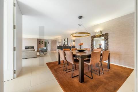 Moradia de Luxo T4 com 746m2 de Área no Parque Natural das Sete Fontes em S. Victor, Braga