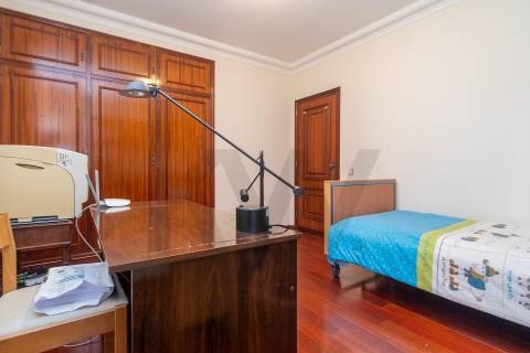 Moradia T4 no coração de Vila Nova de Gaia – Junto ao Largo dos Aviadores
