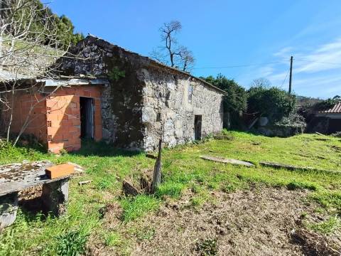 Quintinha com moradia para restauro - Covas - Vila Nova de Cerveira