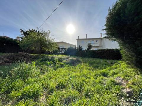 TERRENO PARA CONSTRUÇÃO COM 600 M2 - VILA DE CUCUJÃES, OLIVEIRA DE AZEMÉIS