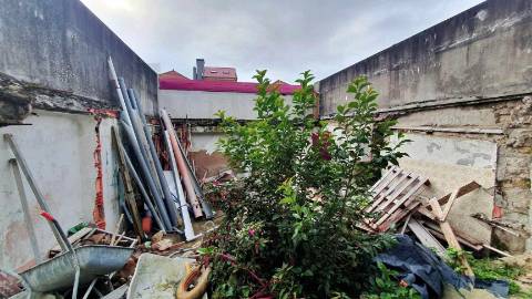 🏢 Oportunidade de Investimento em Matosinhos – Prédio Urbano com Projeto Aprovado