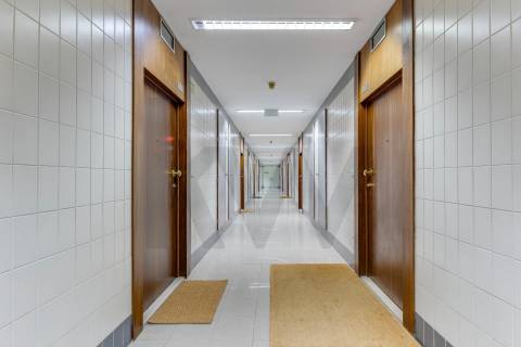 Escritório de Prestígio com 400m² na Praça da Galiza – Totalmente Renovado