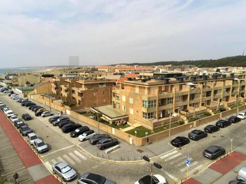 T2+1  Condomínio Fechado Primeira Linha da Praia  Agudela Vista Mar, Terraço, Piscina, Box