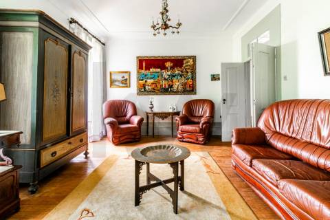 Quinta com História em Barcelinhos – Moradia T3 e Terreno