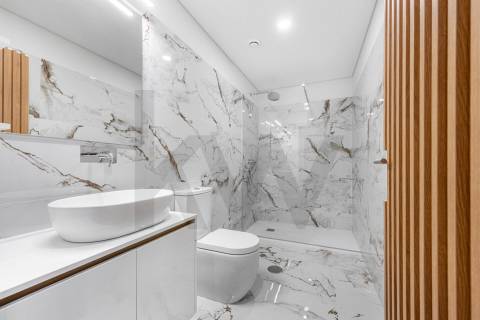 👉 Apartamento T1 + 1, novo com jardim, no centro do Porto🏡