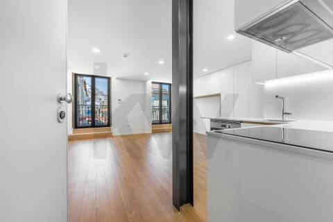 👉Apartamento "Studio", com Varanda, Mobilado e equipado, no centro do Porto🏡