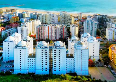 T1 na Prestigiada Costa Algarvia, a Apenas 300m do Mar da Praia da Rocha!