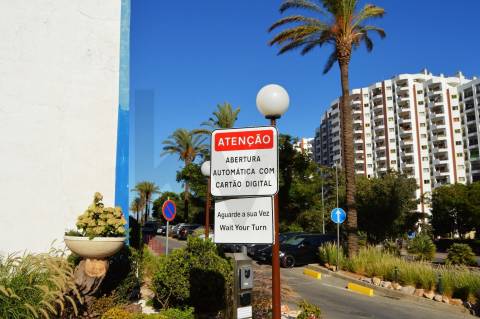 T1 na Prestigiada Costa Algarvia, a Apenas 300m do Mar da Praia da Rocha!