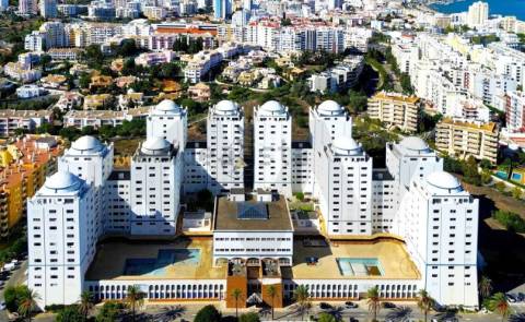 T1 na Prestigiada Costa Algarvia, a Apenas 300m do Mar da Praia da Rocha!