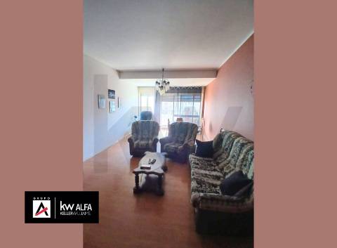 Apartamento T4 no centro da Póvoa de Varzim