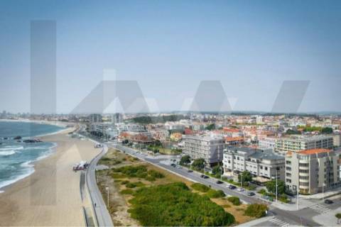 Apartamento T3 na primeira linha da praia, entre pinhais, rio e mar | Vila do Conde