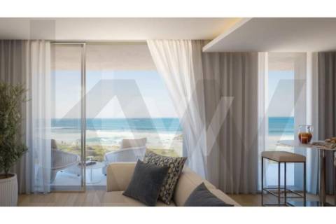 Apartamento T3 na primeira linha da praia, entre pinhais, rio e mar | Vila do Conde