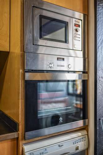 Apartamento T4 com Garagem - Rua Damião de Góis (Porto)