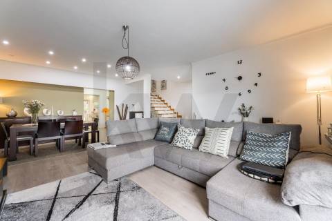 Moradia T4, com Piscina, Renovada - Centro de Cabeceiras de Basto