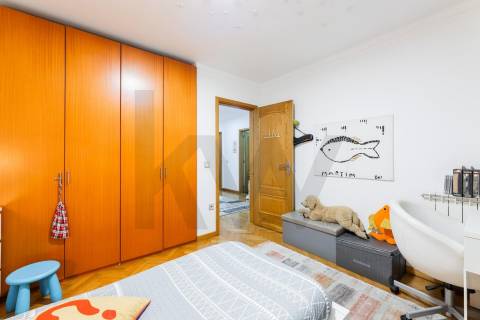 Moradia T4, com Piscina, Renovada - Centro de Cabeceiras de Basto