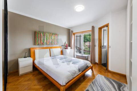 Moradia T4, com Piscina, Renovada - Centro de Cabeceiras de Basto