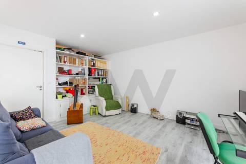 Moradia T4, com Piscina, Renovada - Centro de Cabeceiras de Basto