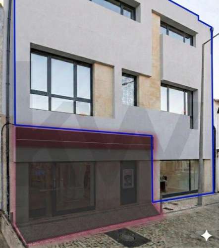 Prédio Urbano, rés-do-chão, 1º e 2º andares - comércio e escritórios