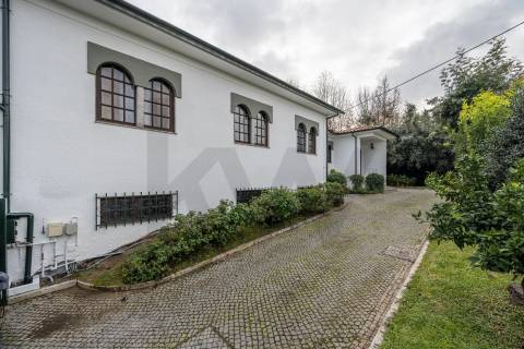 Moradia T3 com Jardim em Guardizela, Guimarães