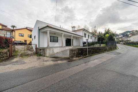 Moradia T3 com Jardim em Guardizela, Guimarães