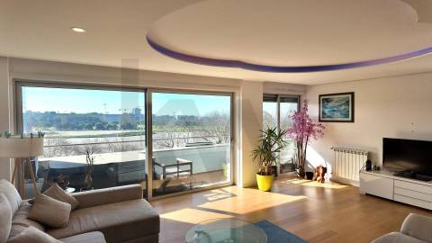 💎 Vistas Mar e Parque da Cidade do Porto: O Seu T4 de Sonho no Náutilus Parque, Matosinhos Sul 🌊🌳