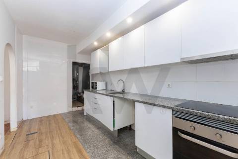 Prédio com potencial de construção, Boavista / Cedofeita / Porto