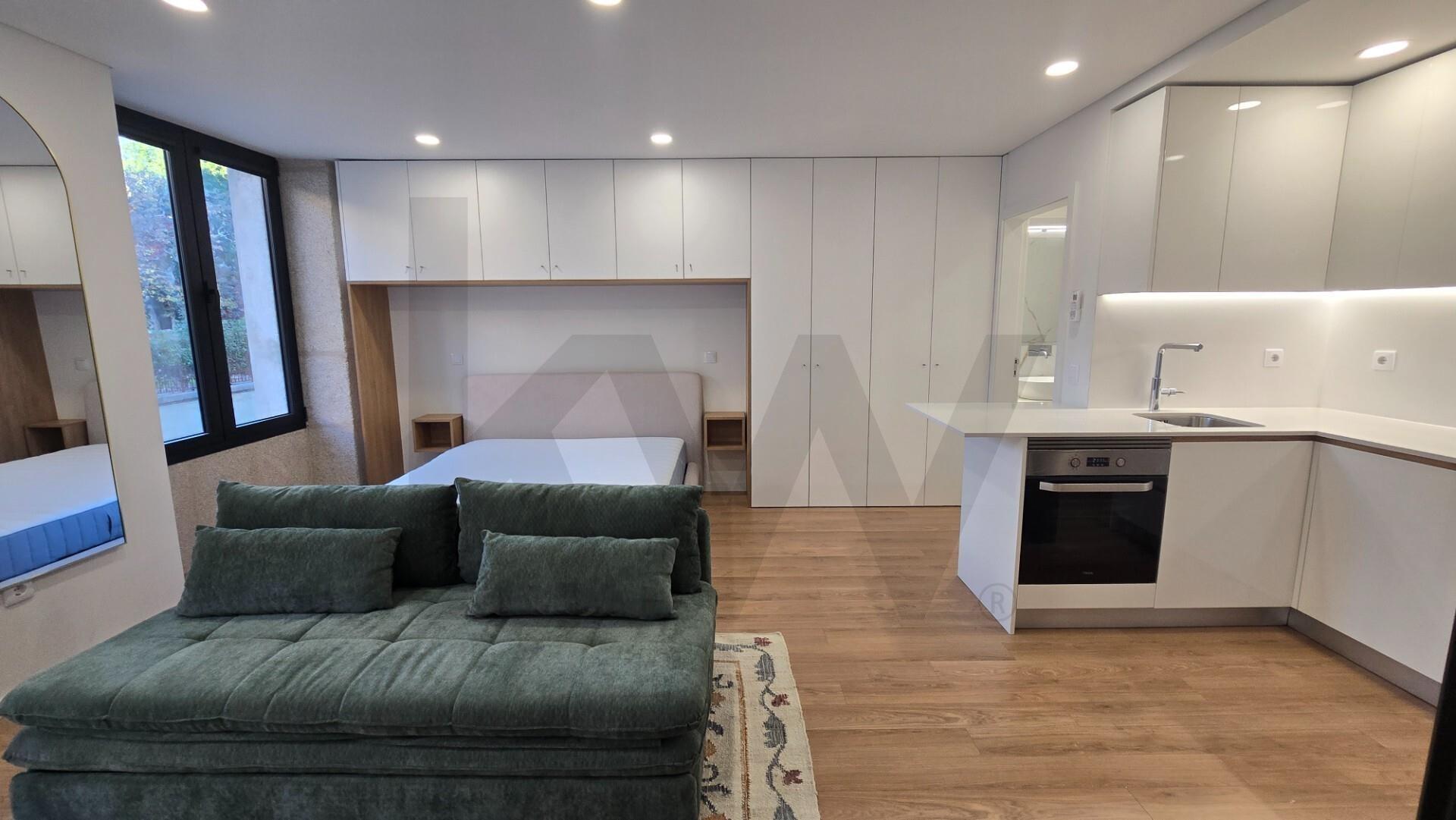 👉 Apartamento "Studio", mobilado e equipado, na Rua da Firmeza - Porto🏡