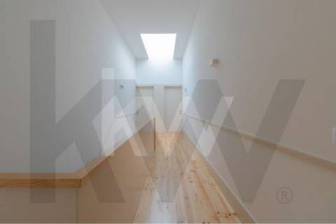 Apartamento T1 à Venda Novo | Último Andar | A 3 minutos da Praia de Matosinhos Sul e Metro