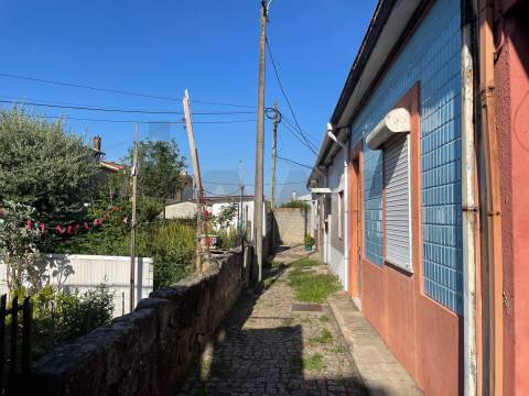 Moradia com jardim em Valbom, Gondomar - Investimento