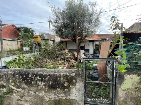 Moradia com jardim em Valbom, Gondomar - Investimento