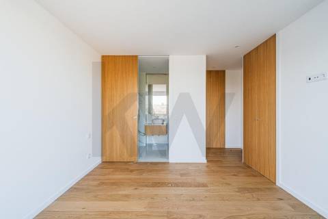 Apartamento T4 Penthouse para venda, em Matosinhos Sul