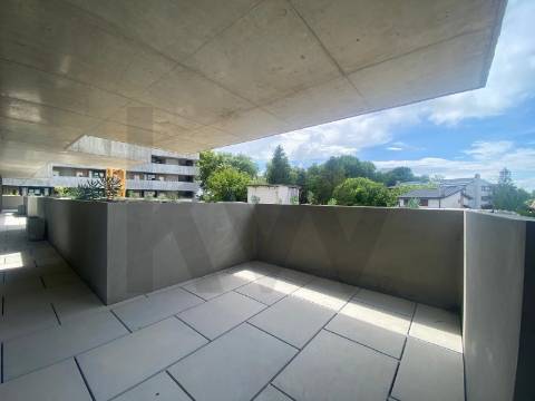Apartamento T3 para venda junto ao Hospital Pedro Hispano