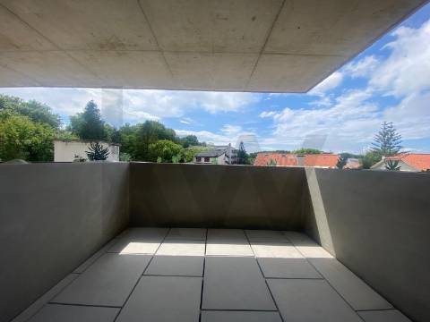 Apartamento T3 para venda junto ao Hospital Pedro Hispano