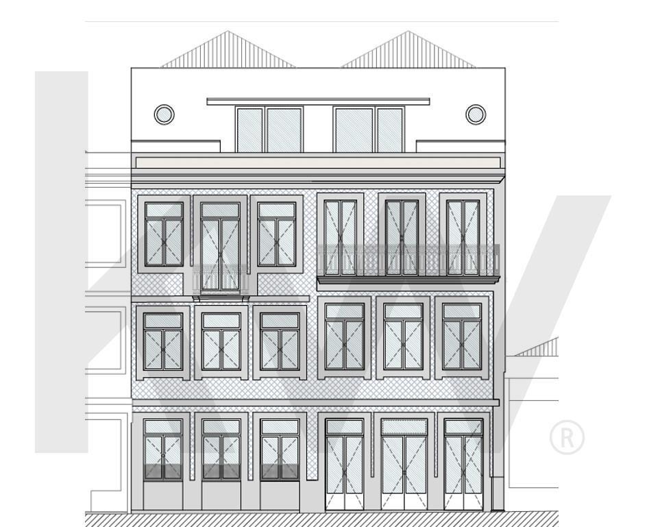 **Prédio para reabilitação com projeto aprovado no Marquês, Porto**