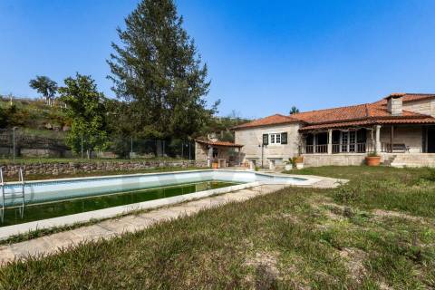 Propriedade de Luxo junto ao Rio Tâmega | Santo Isidoro – Marco de Canaveses