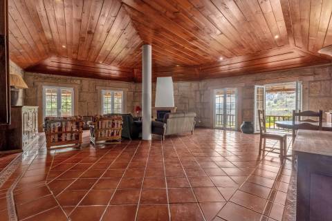 Propriedade de Luxo junto ao Rio Tâmega | Santo Isidoro – Marco de Canaveses