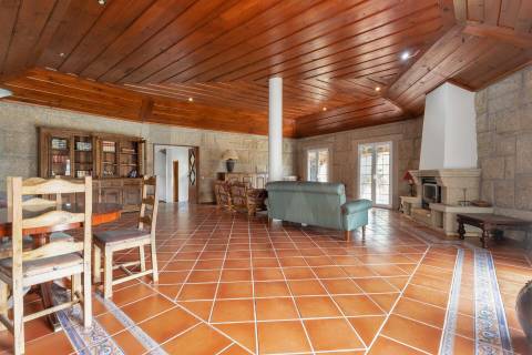 Propriedade de Luxo junto ao Rio Tâmega | Santo Isidoro – Marco de Canaveses
