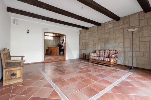 Propriedade de Luxo junto ao Rio Tâmega | Santo Isidoro – Marco de Canaveses