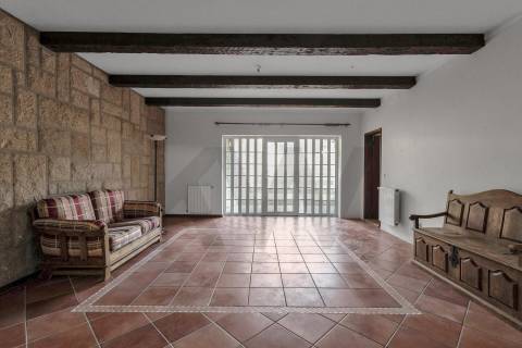 Propriedade de Luxo junto ao Rio Tâmega | Santo Isidoro – Marco de Canaveses