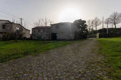 Propriedade de Luxo junto ao Rio Tâmega | Santo Isidoro – Marco de Canaveses