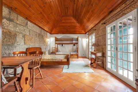 Propriedade de Luxo junto ao Rio Tâmega | Santo Isidoro – Marco de Canaveses