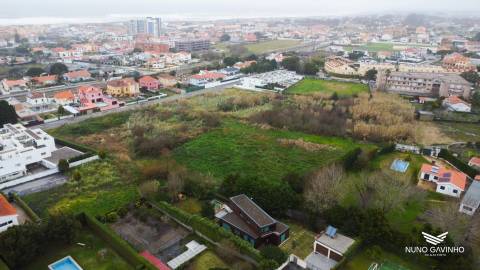 Terreno 4.100 m² | Miramar, Vila Nova de Gaia | Moradias de Alto Padrão 