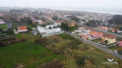 Terreno 4.100 m² | Miramar, Vila Nova de Gaia | Moradias de Alto Padrão 