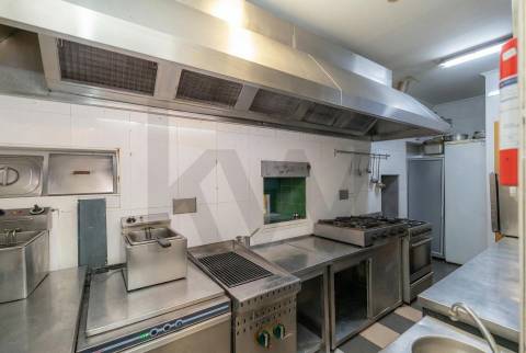 Restaurante no Centro de Coimbra perto de faculdades e Hospitais - Arrendado ate Fevereiro de 2027