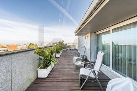Apartamento T3 com terraço 100 mt2 Antas